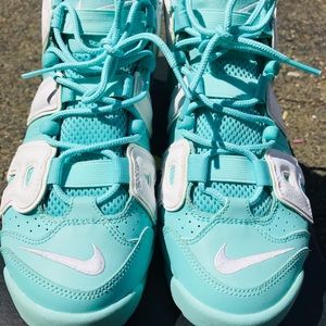 Turquoise Nike Air Uptempo